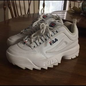 Fila Disruptor II women size 6.5